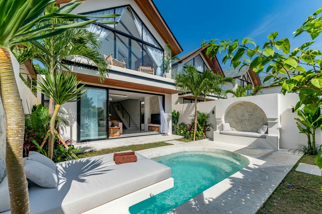 STYLISH 1 BEDROOM VILLA FOR SALE IN NYANG-NYANG WITH DIRECT BEACH ACCESS BE-657 